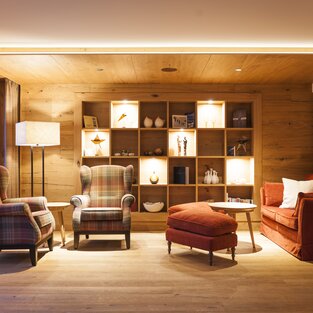 lobby four star hotel Lech