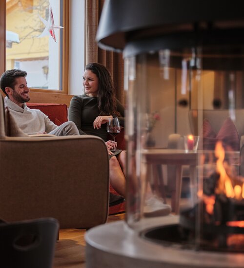 couple at the Hotel Schranz in Lech | © Mathias Lixl