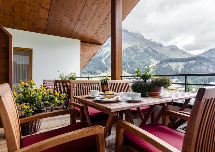 Ferienwohnung mit Terrasse in Lech