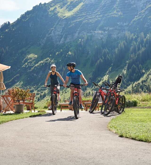 mountain biking in Lech