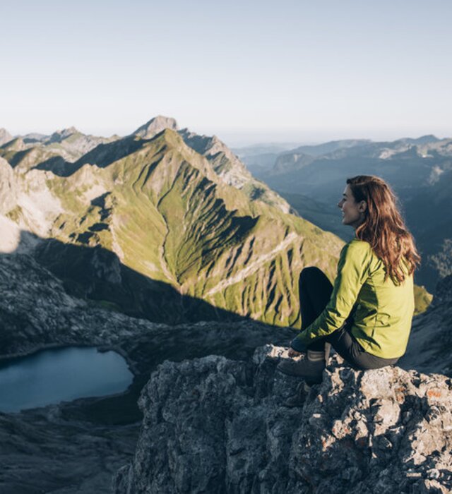 alpine hiking in Vorarlberg | © Daniel Zangerl / Lech Zuers Tourismus